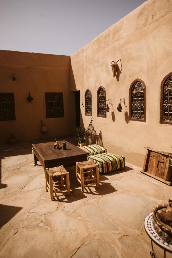Villa Tawarigit House à Merzouga Extérieur photo